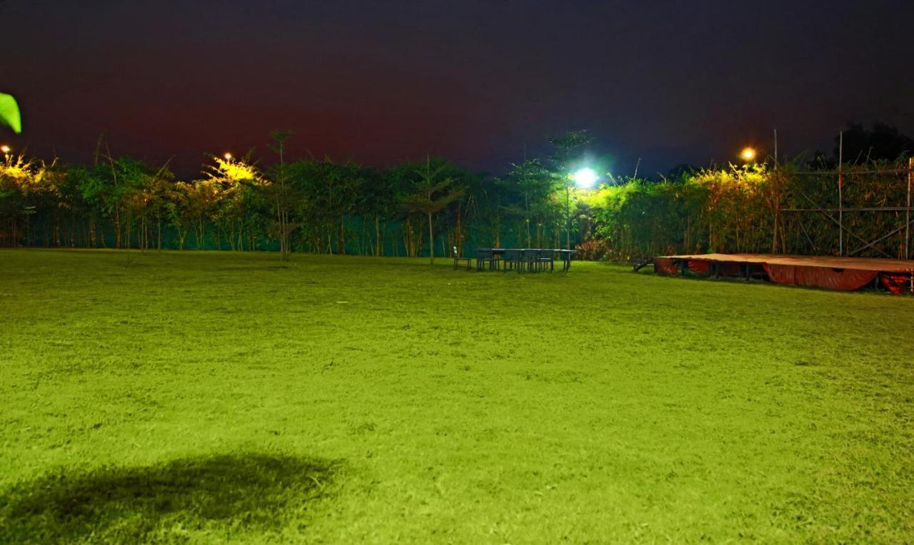 Treebo Trend Hotel Wildernest Zoological Park Nagpur Exterior foto